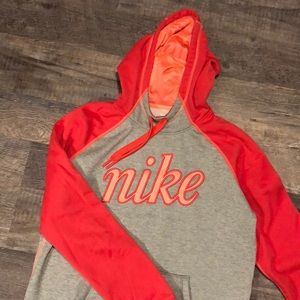 Large Nike therma-fit hoodie.
